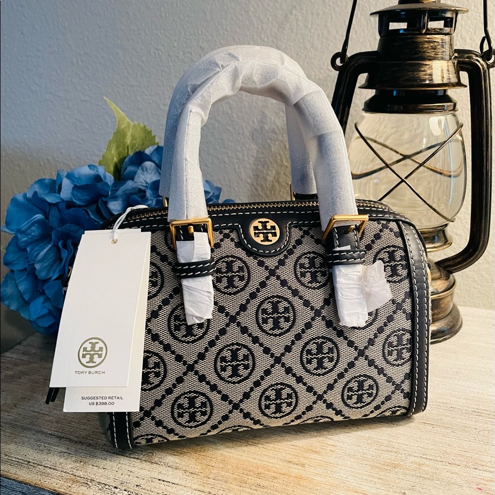 *NWT!* 💙 Tory Burch T Monogram Jacquard Petite Barrel Bag